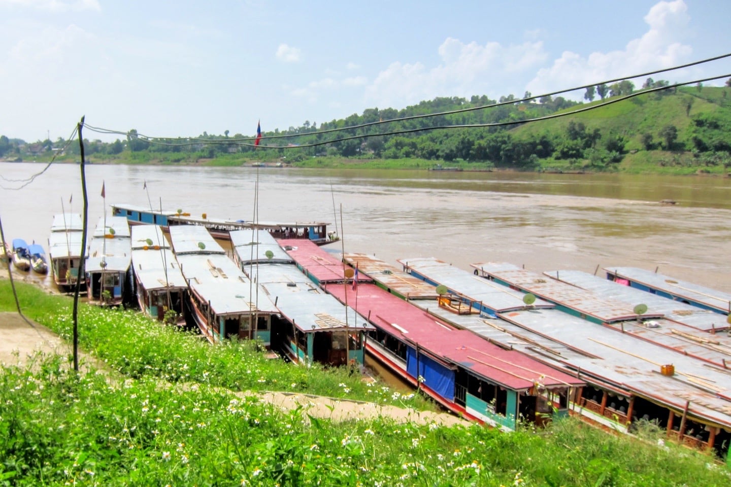 slow boat to luang prabang laos