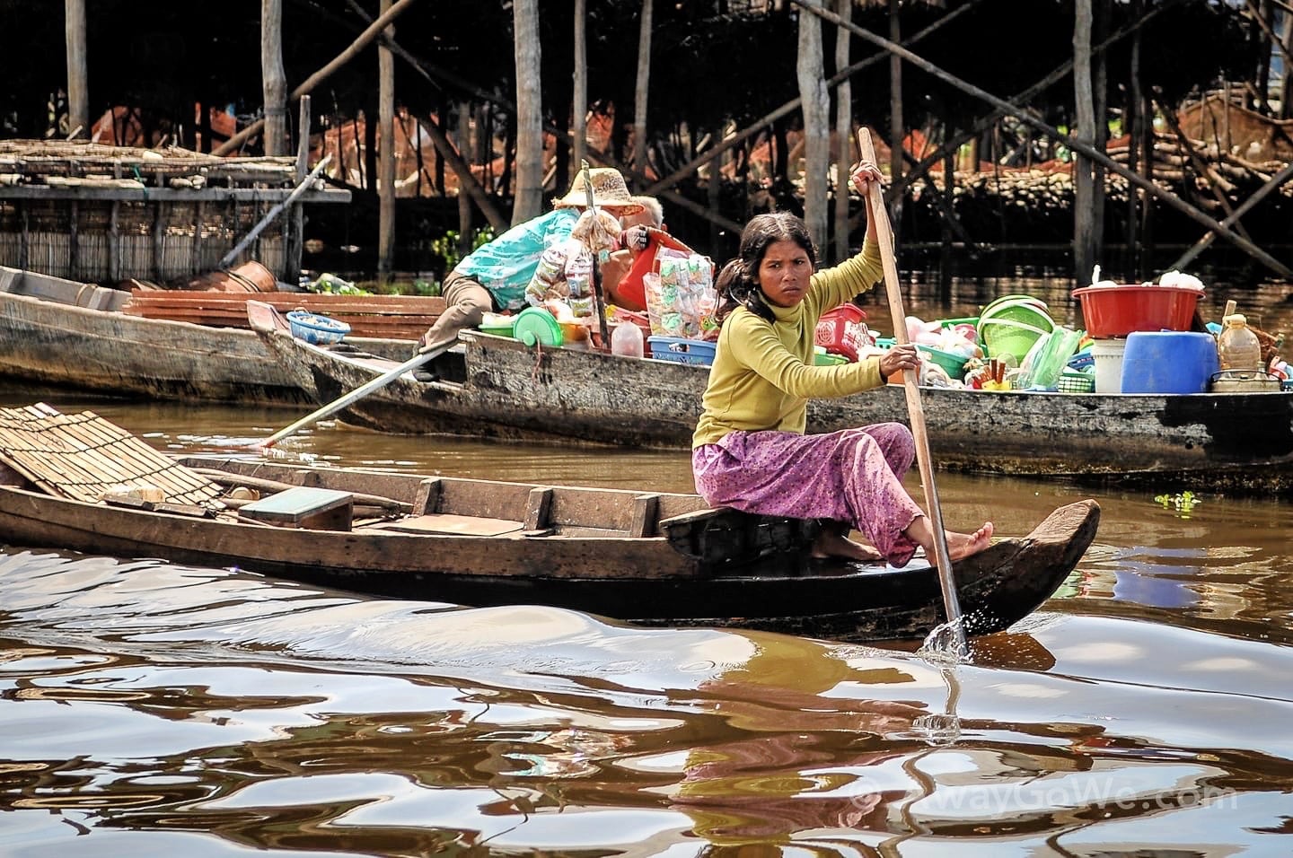 kompung phluk floating village cambodia