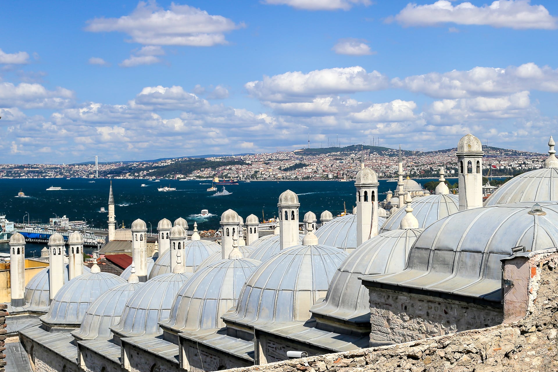 Istanbul: Suleymaniye & New Mosque turkey-istanbul-suleymaniye-featured