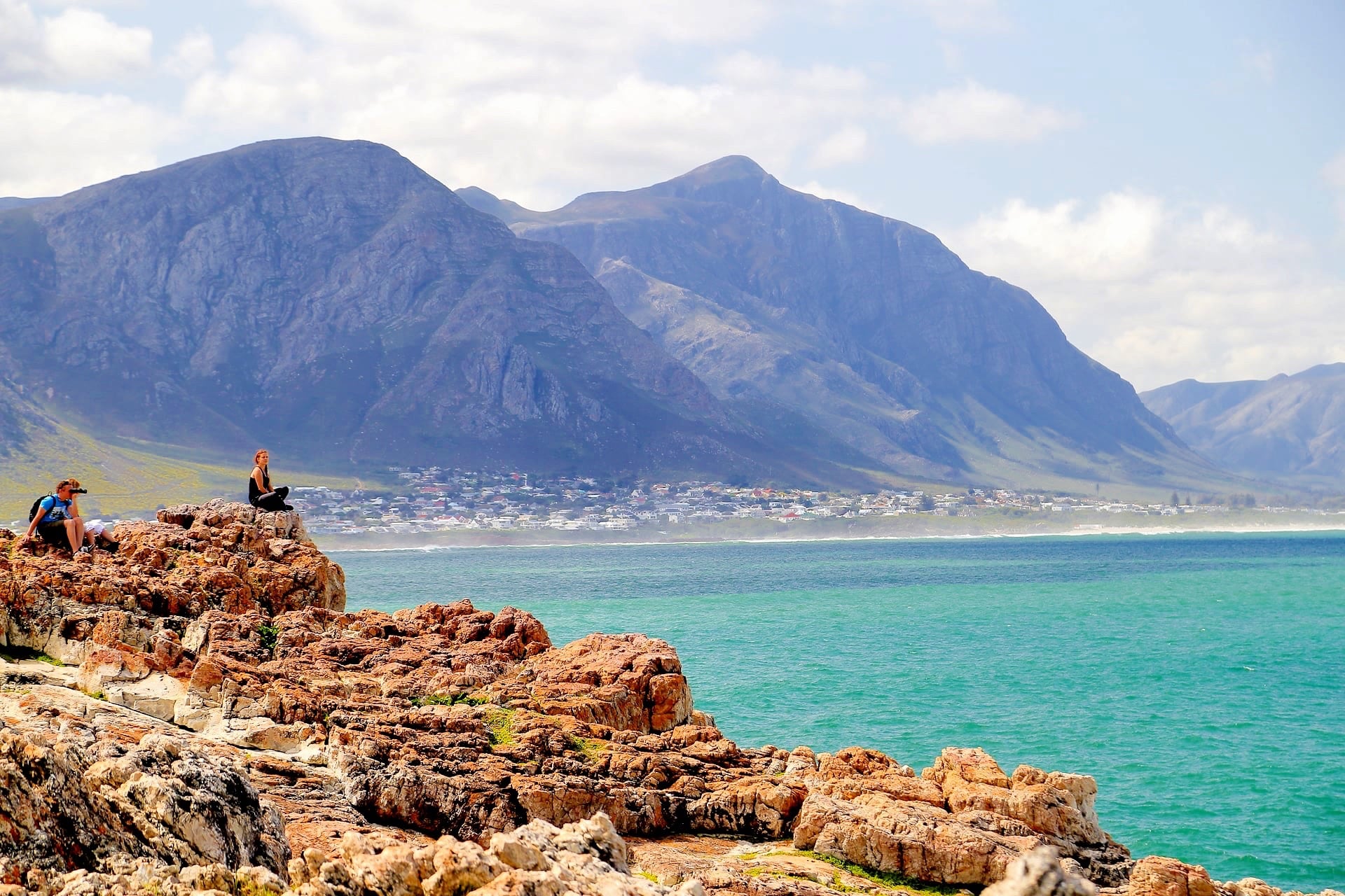 south-africa-hermanus-featured2