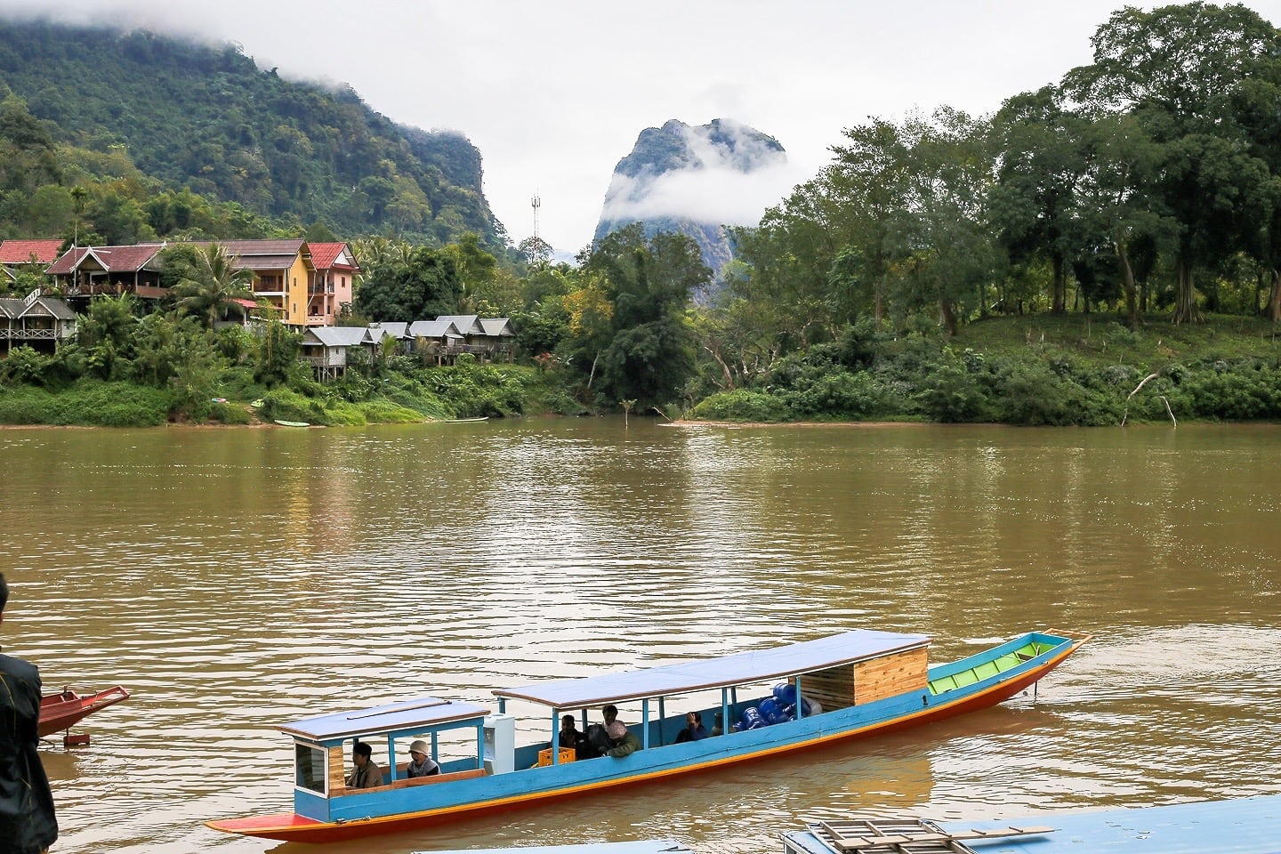 ou river boat trip start point in nong khiaw