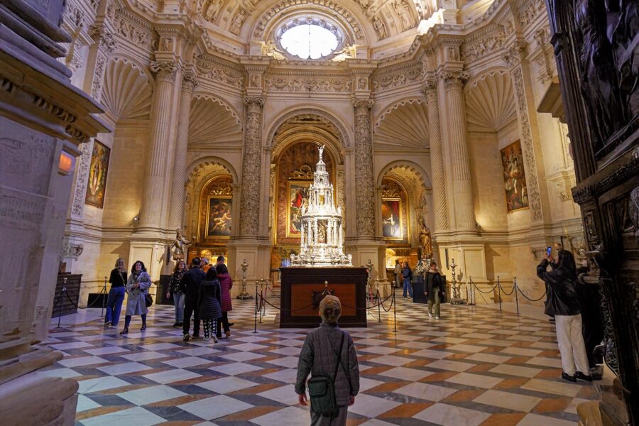 The Largest Gothic Cathedral in the World sevilla-cathedral-jan2026-featured-dsc01945